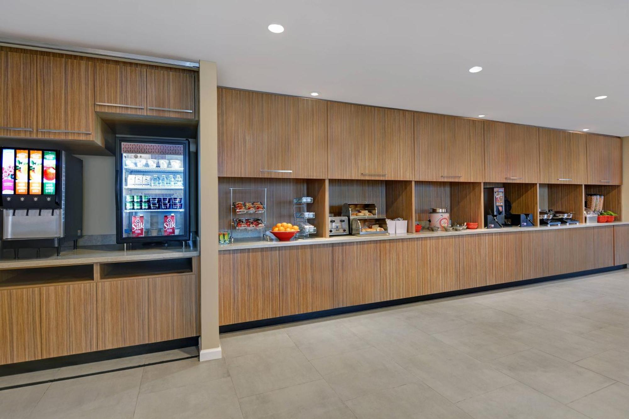 Towneplace Suites By Marriott Indianapolis Downtown Экстерьер фото